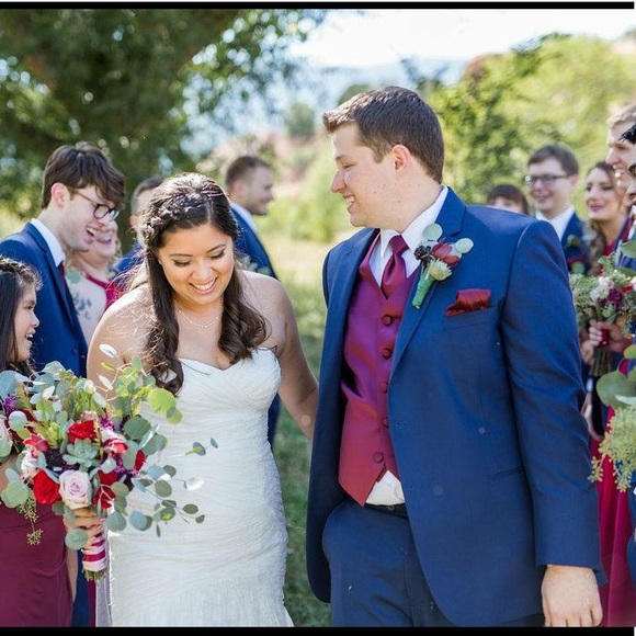 Hi! I’m Emily! 🥰 - Picture 1 of 1